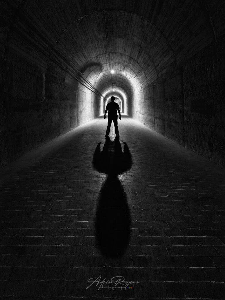 "Luz al final del tunel", de Adrián Ragona