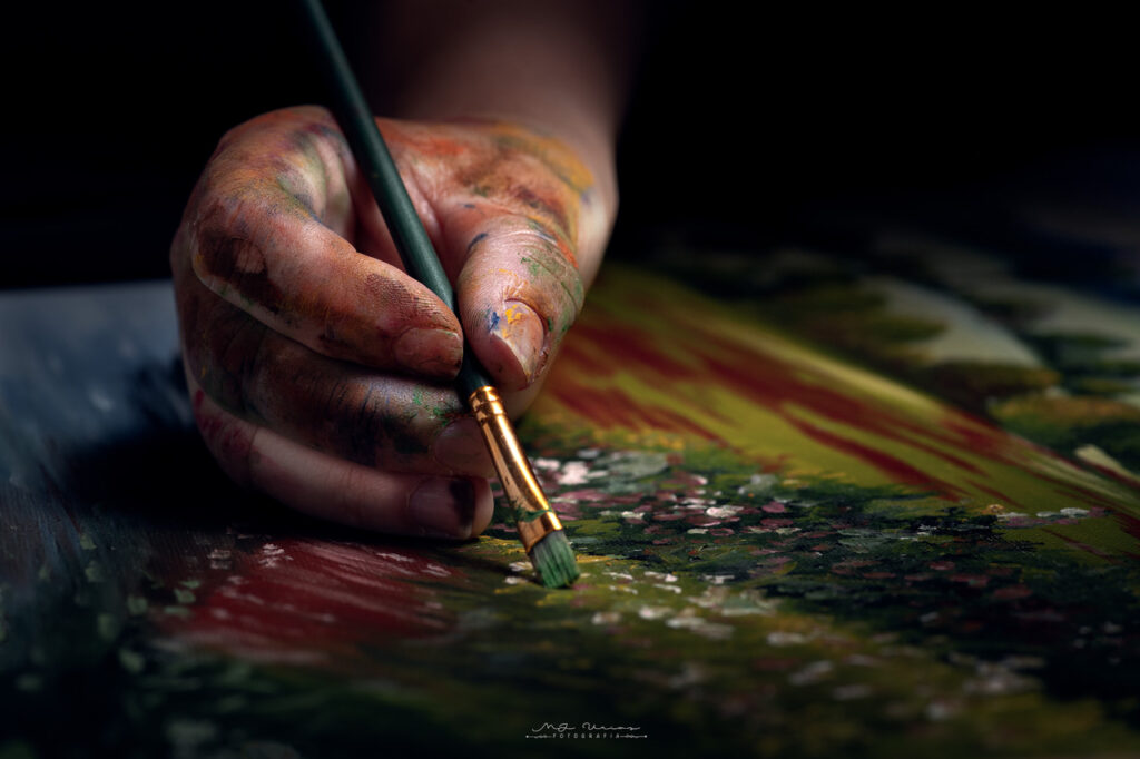 "Mano de pintor", de Mª José Urios